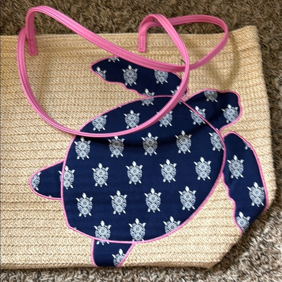 Vera Bradley Ratan Tan Tote Bag with Nautical Turtle Pink Navy Charm; NWOT - Picture 3 of 8